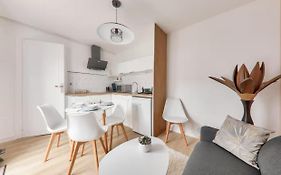 Jolie Maisonnette avec terrasse